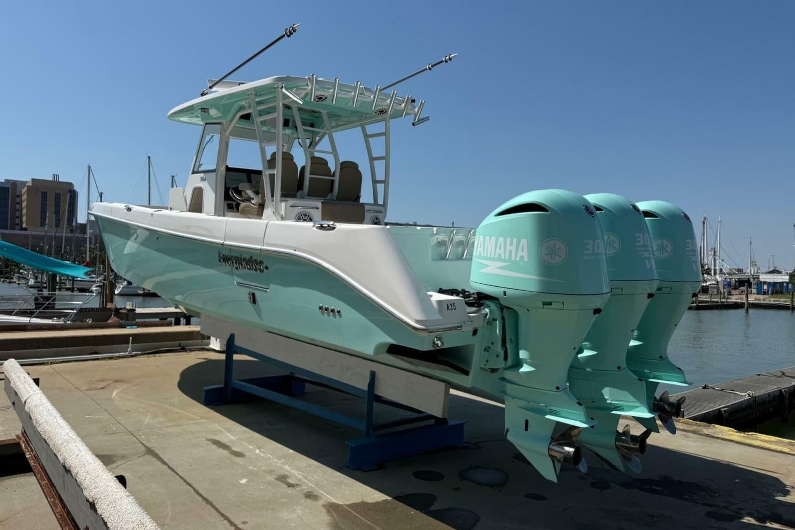 2021 Everglades 365 Center Console