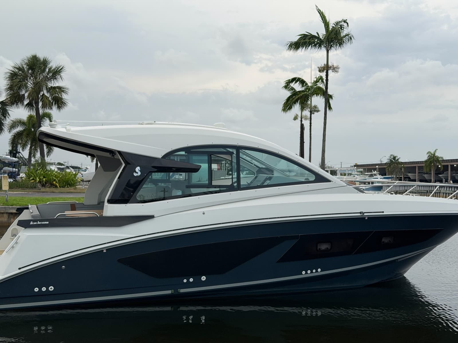 2023 Beneteau Gran Turismo 32 - Photo 31