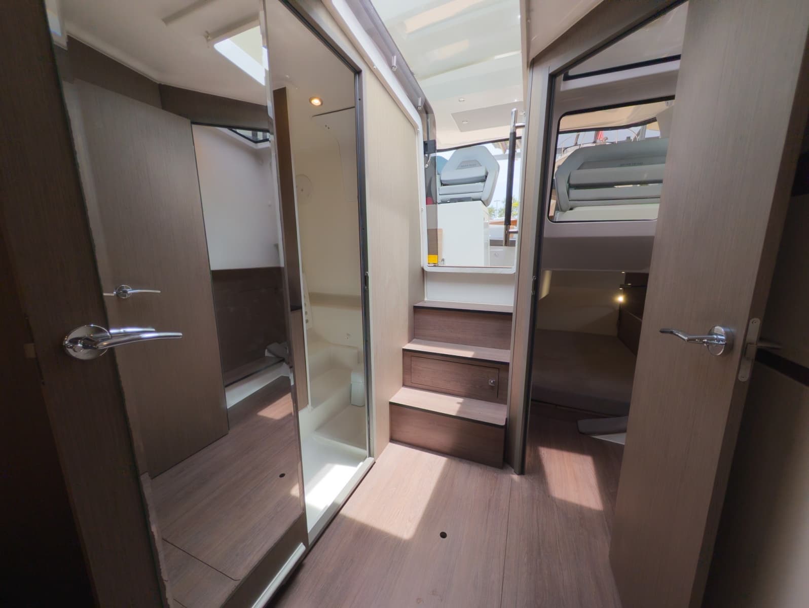2023 Beneteau Gran Turismo 32 - Photo 21