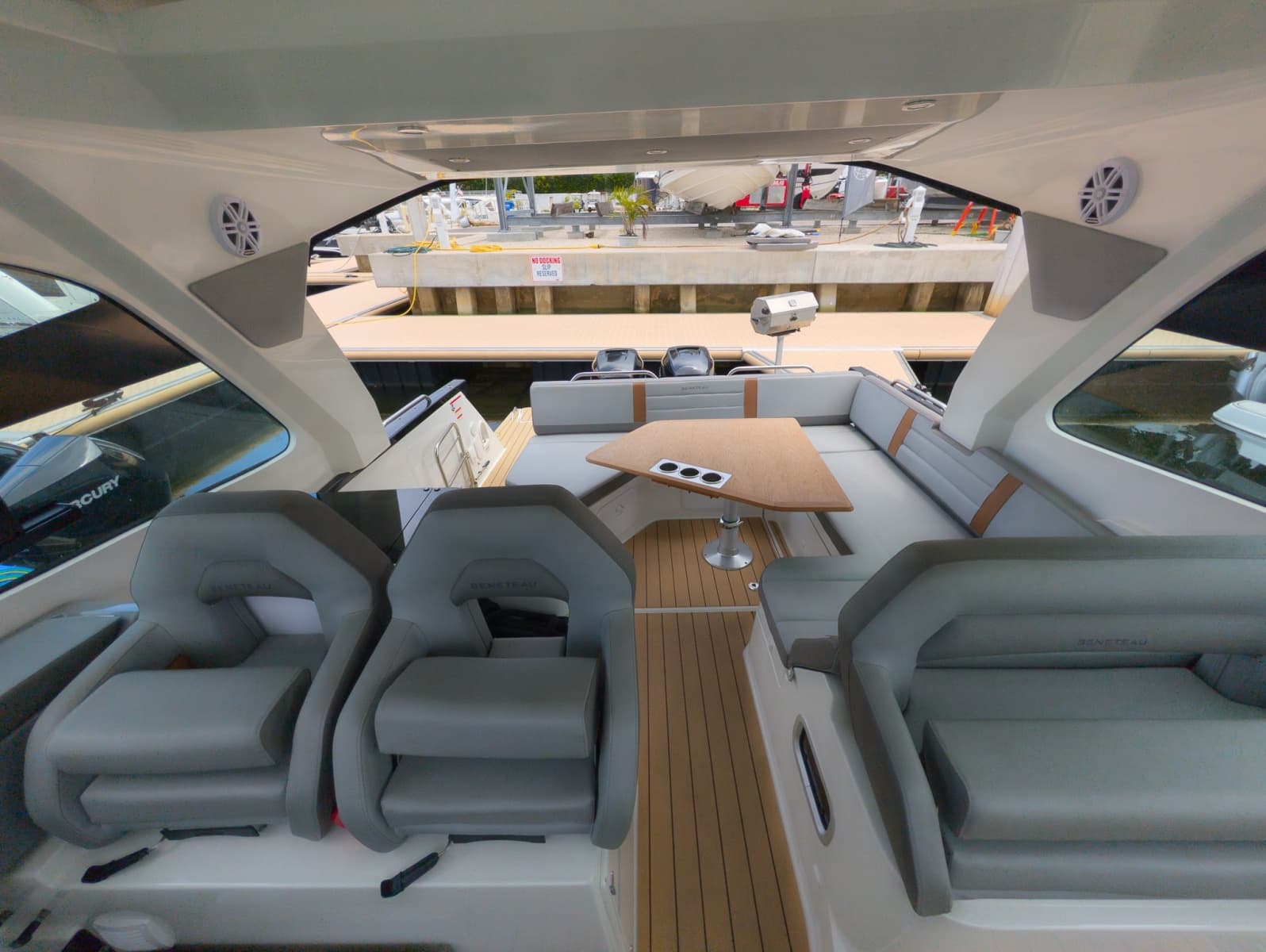2023 Beneteau Gran Turismo 32 - Photo 13