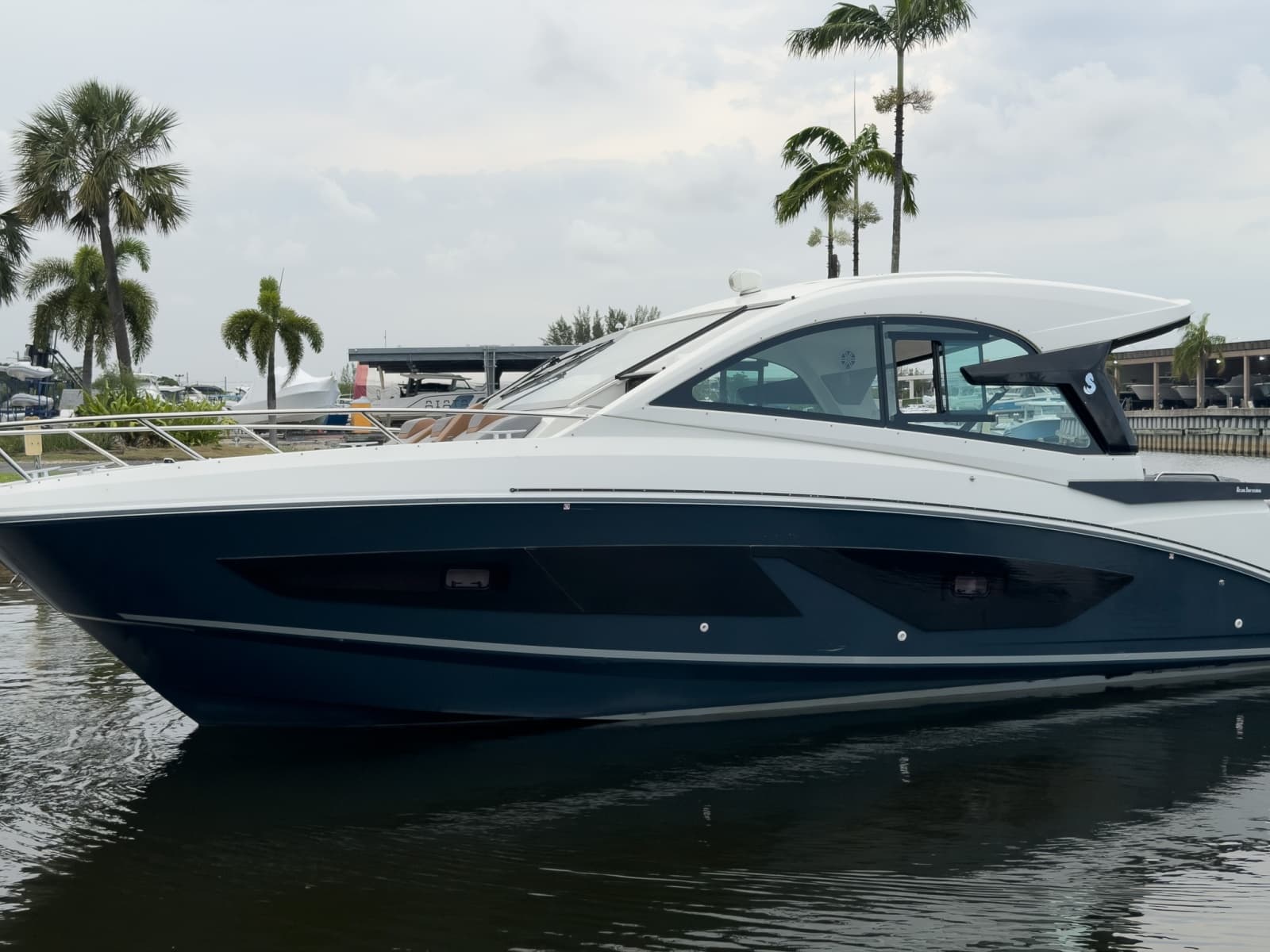 2023 Beneteau Gran Turismo 32 - Photo 42