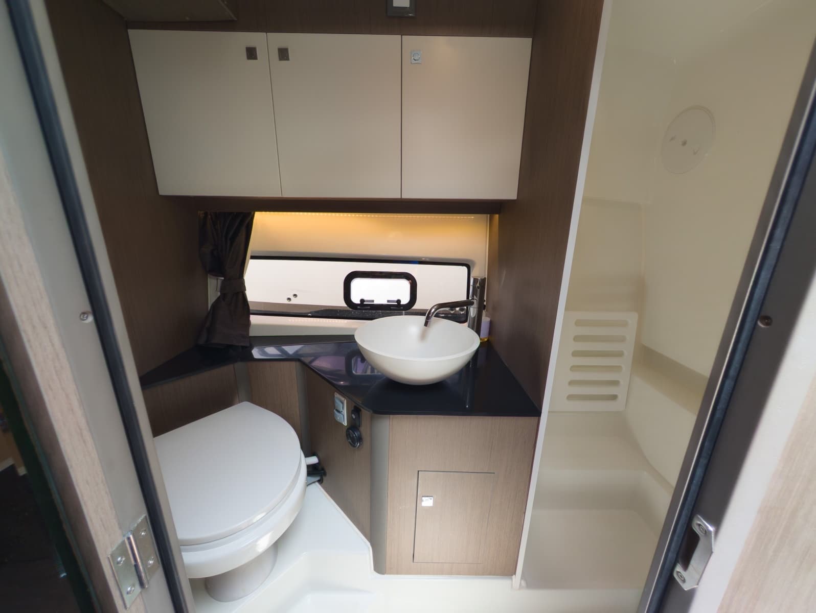 2023 Beneteau Gran Turismo 32 - Photo 28