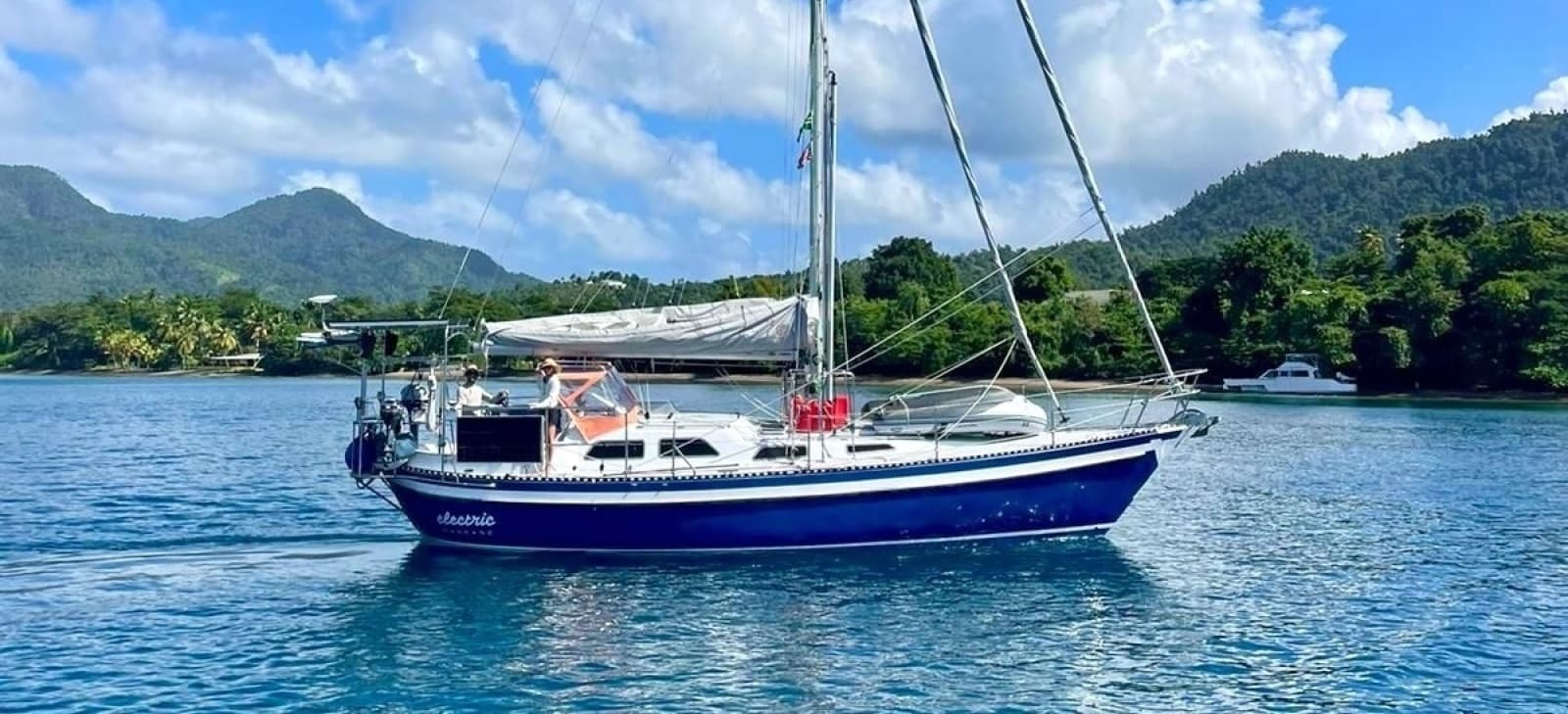 1984 Tayana Vancouver 42