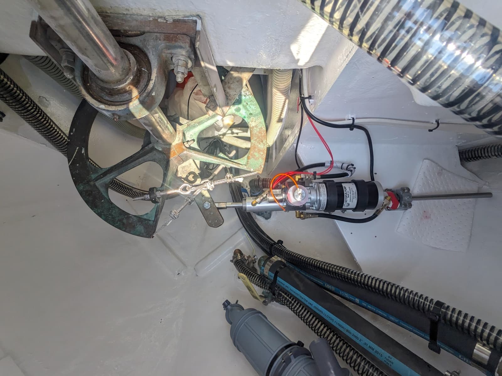 1984 Tayana Vancouver 42