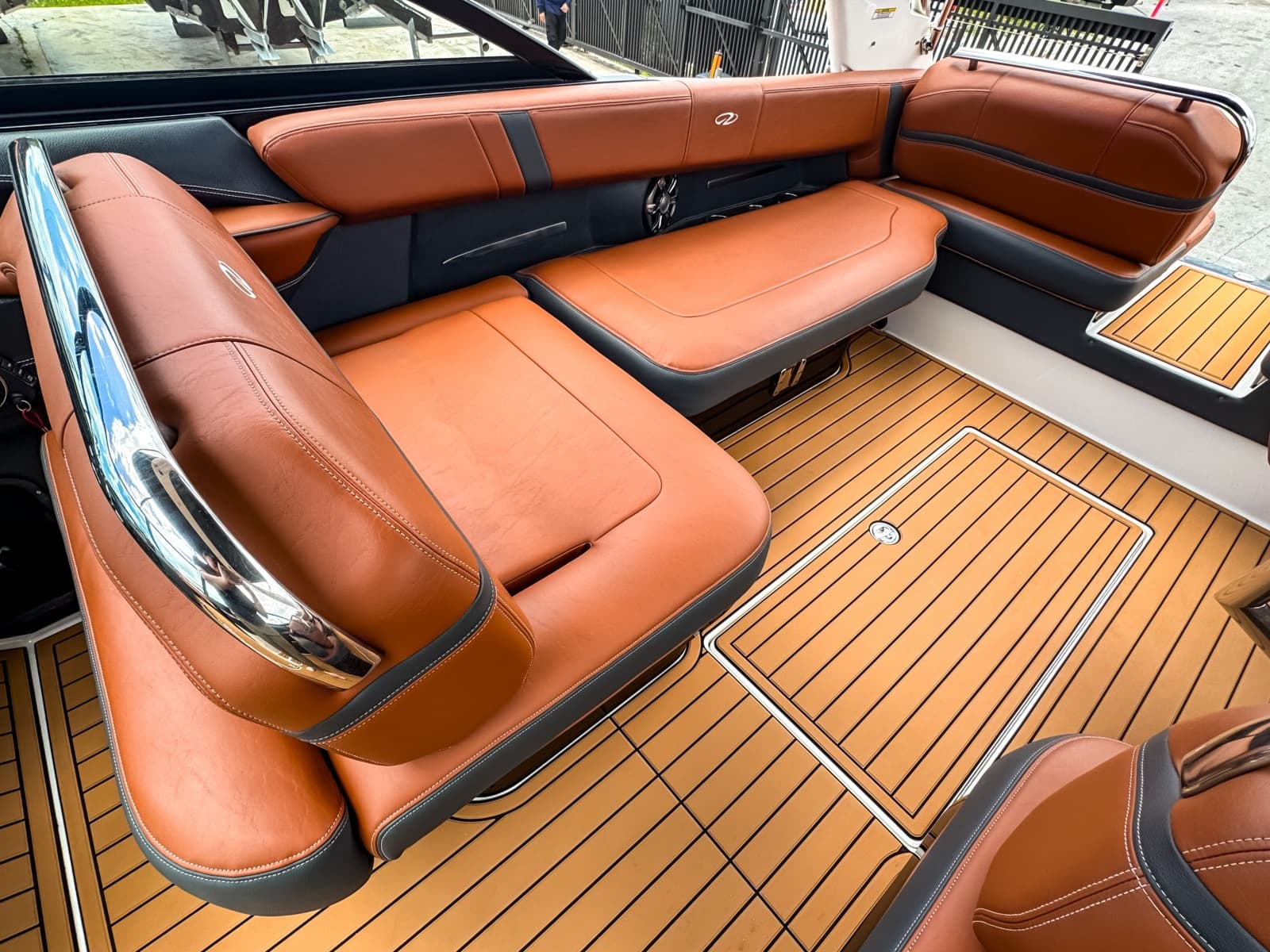 2017 Regal 2800 Bowrider - Photo 29