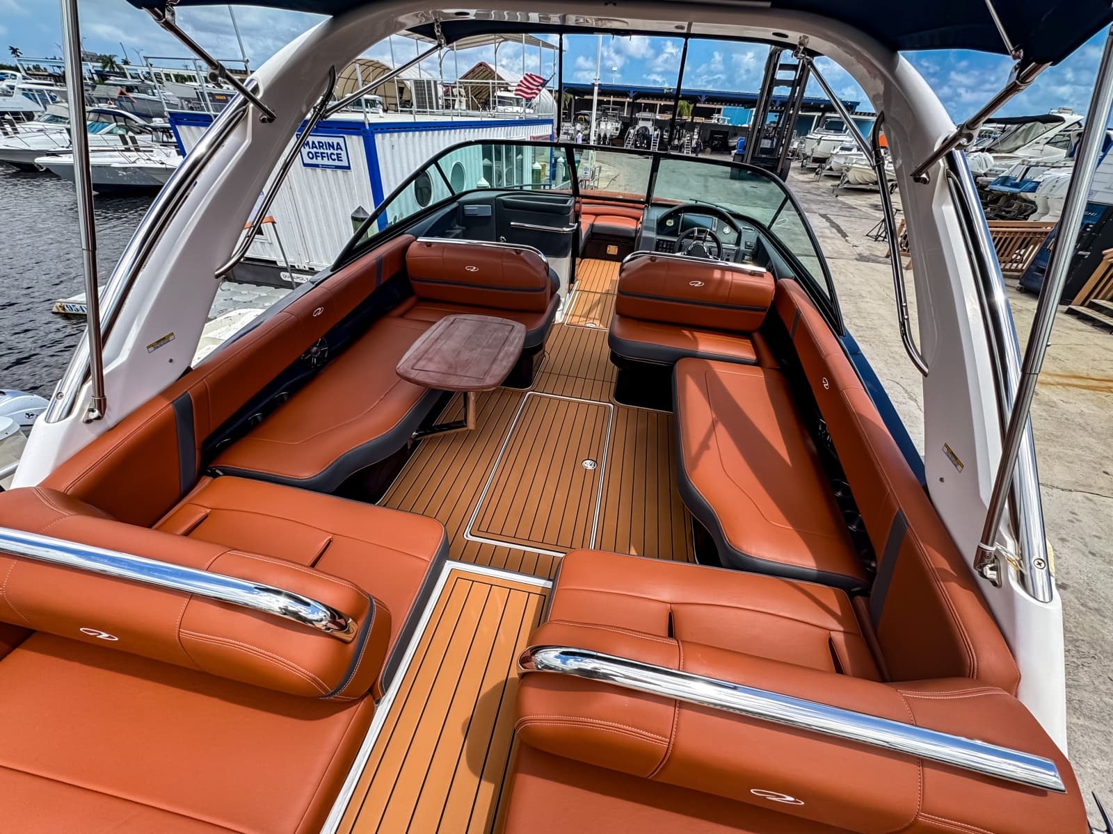 2017 Regal 2800 Bowrider - Photo 12