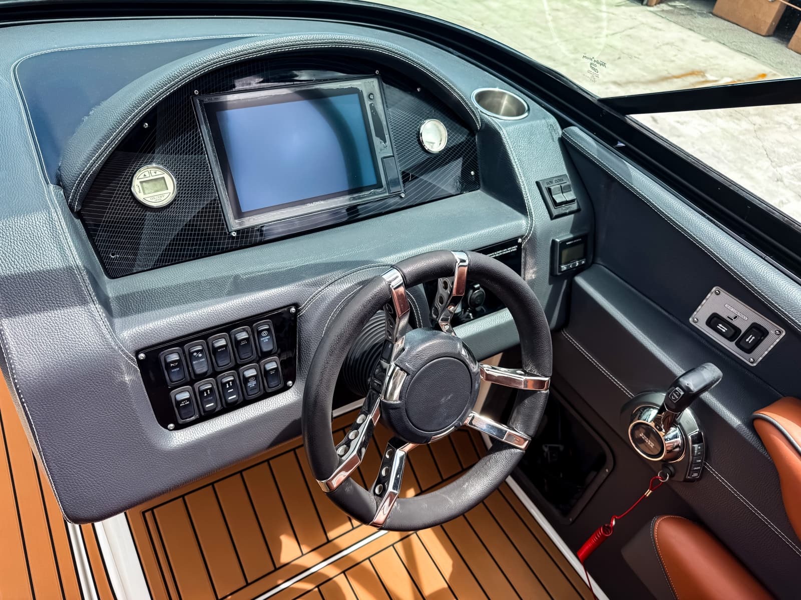 2017 Regal 2800 Bowrider - Photo 30
