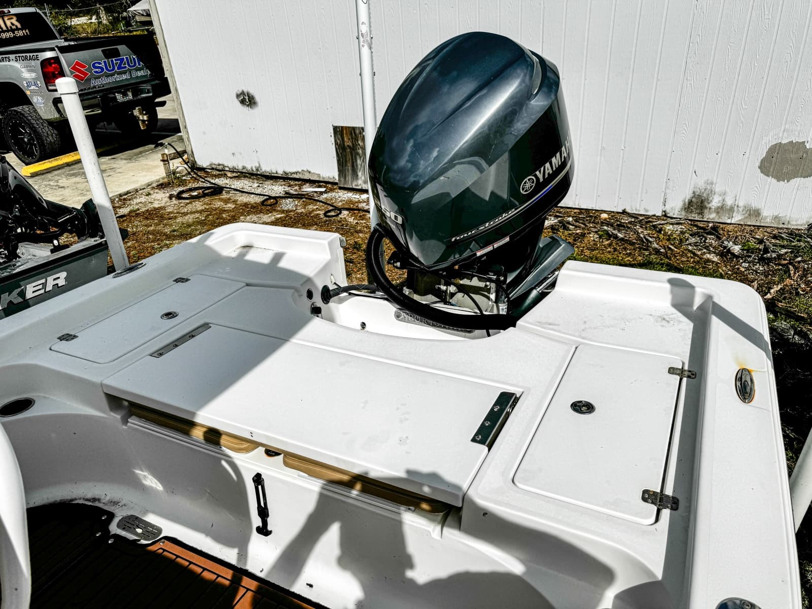 2014 Sportsman Masters 247 Bay Boat