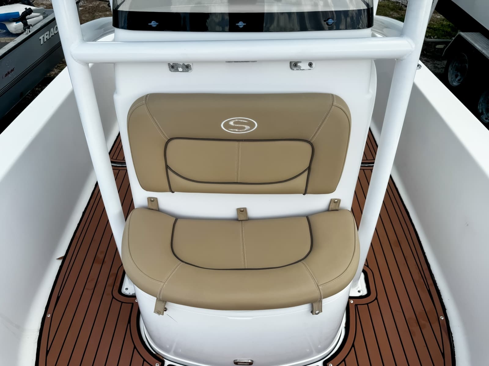 2014 Sportsman Masters 247 Bay Boat