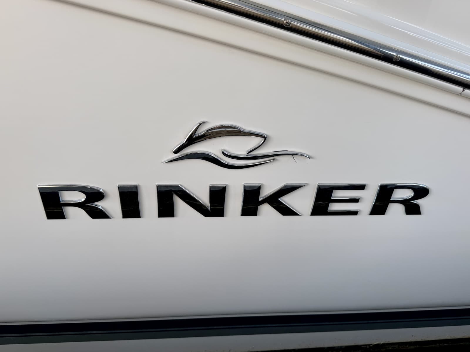 2007 Rinker 350 Express Cruiser