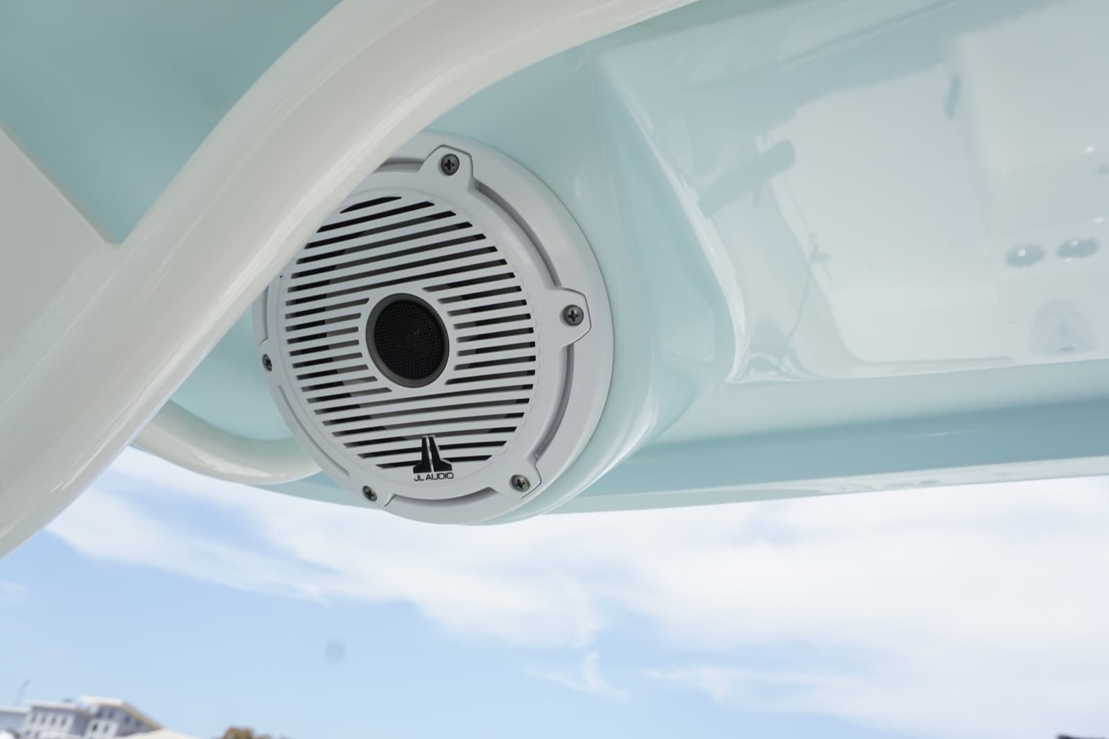 2024 23 World Cat 230 DC JL Audio Speakers (1)