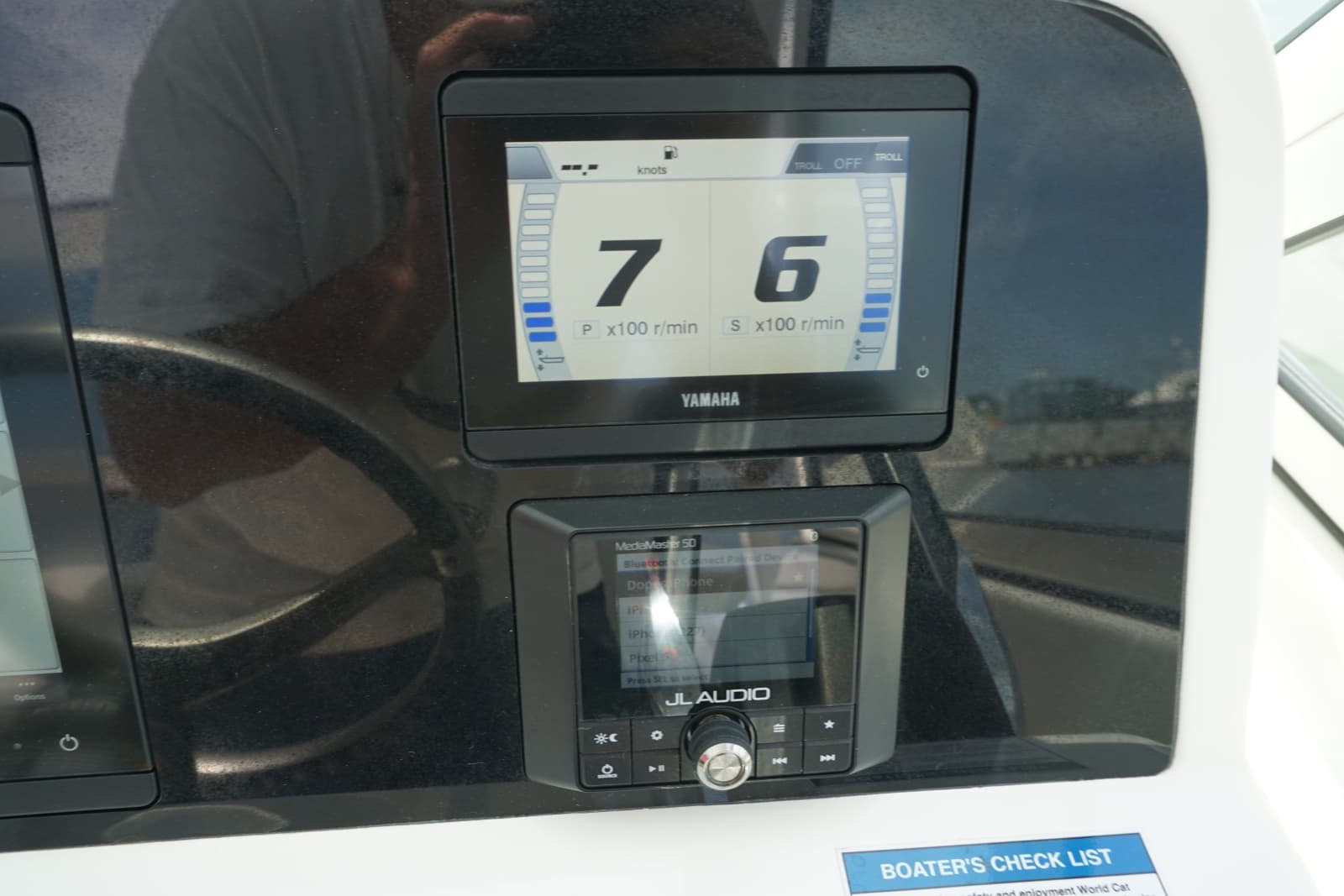 2024 23 World Cat 230 DC Electronics (2)