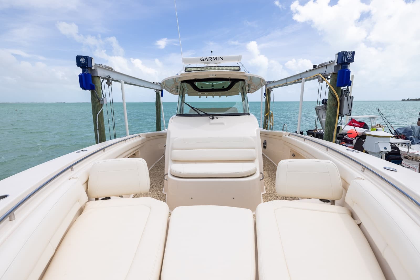 2021 Grady-White Canyon 376