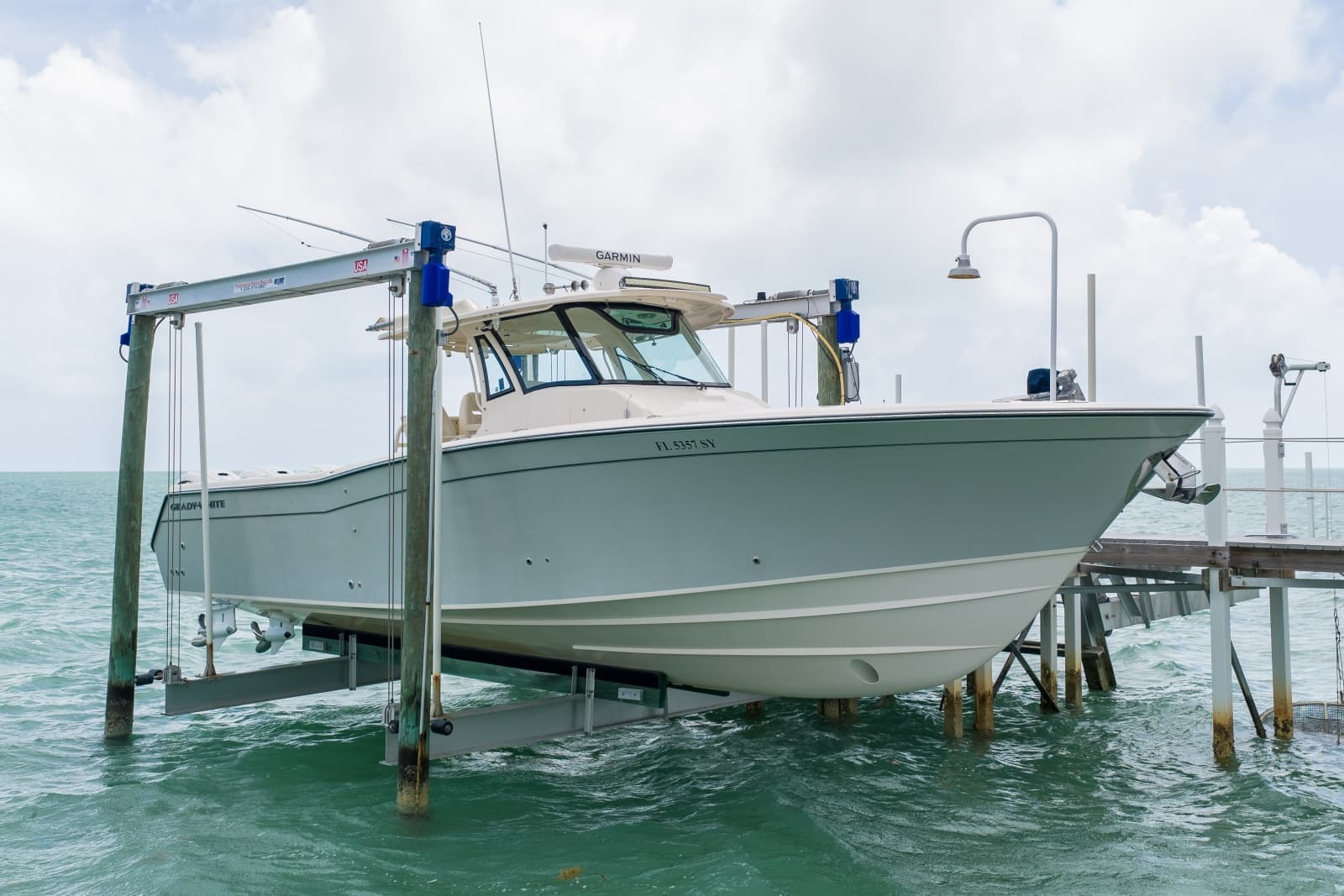 2021 Grady-White Canyon 376