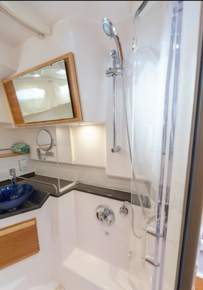 2022 Cutwater C-32 CB