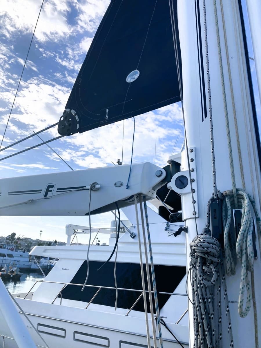 2008 Oyster 56 Deck Saloon - Photo 87
