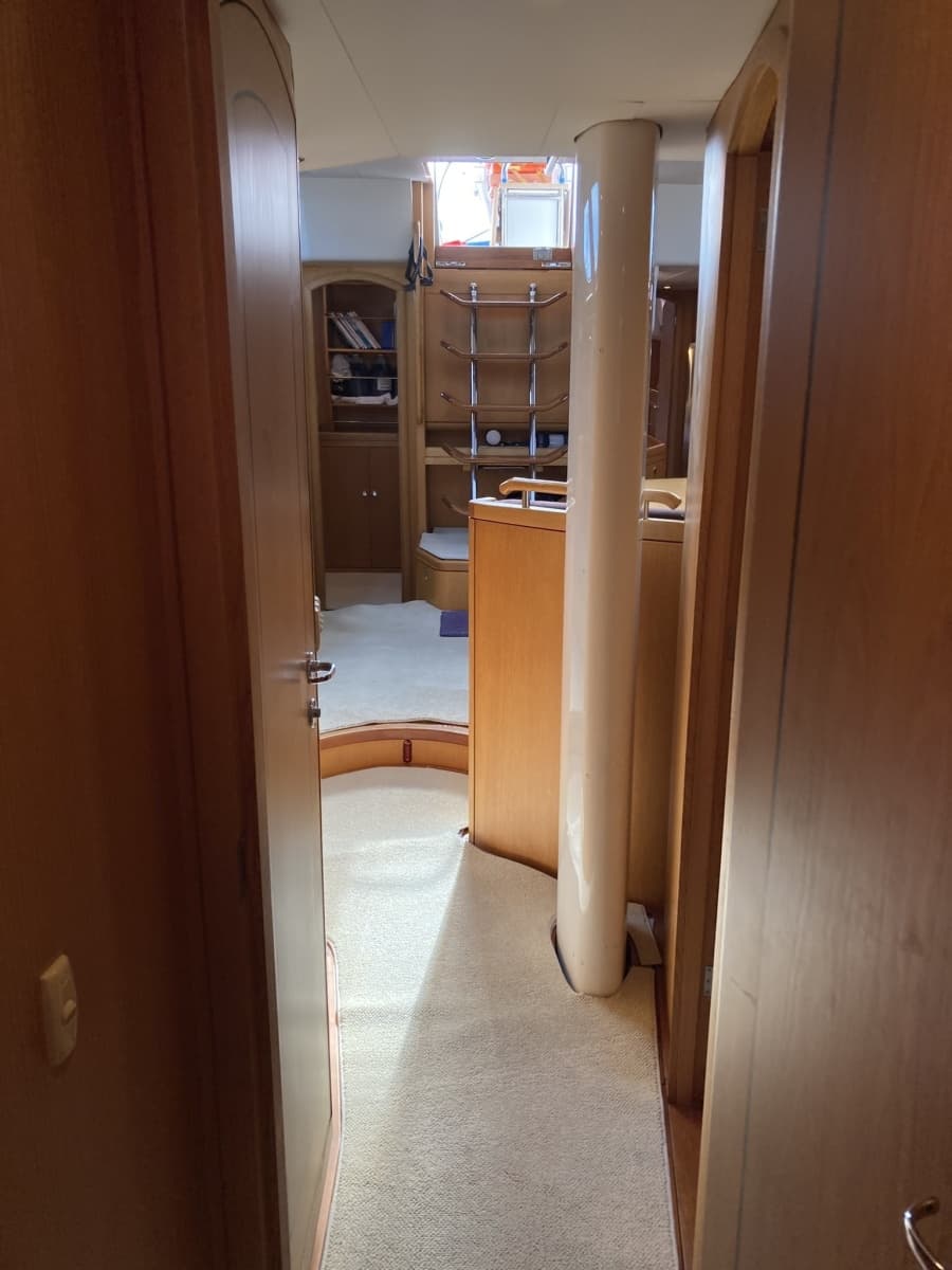 2008 Oyster 56 Deck Saloon - Photo 79