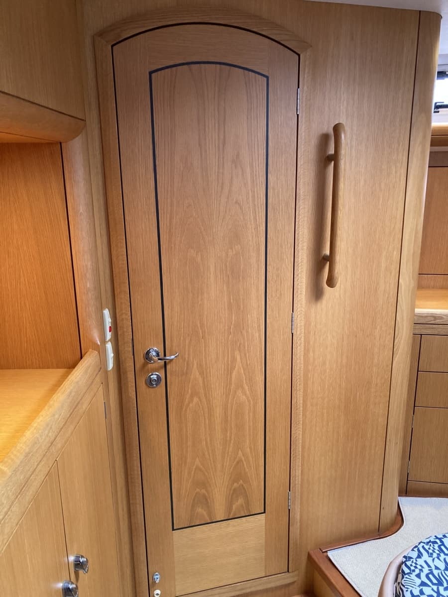 2008 Oyster 56 Deck Saloon - Photo 48
