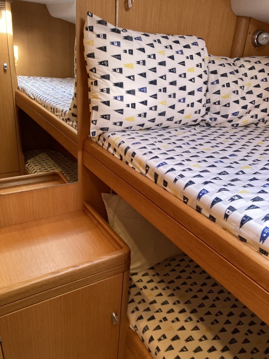 2008 Oyster 56 Deck Saloon - Photo 73