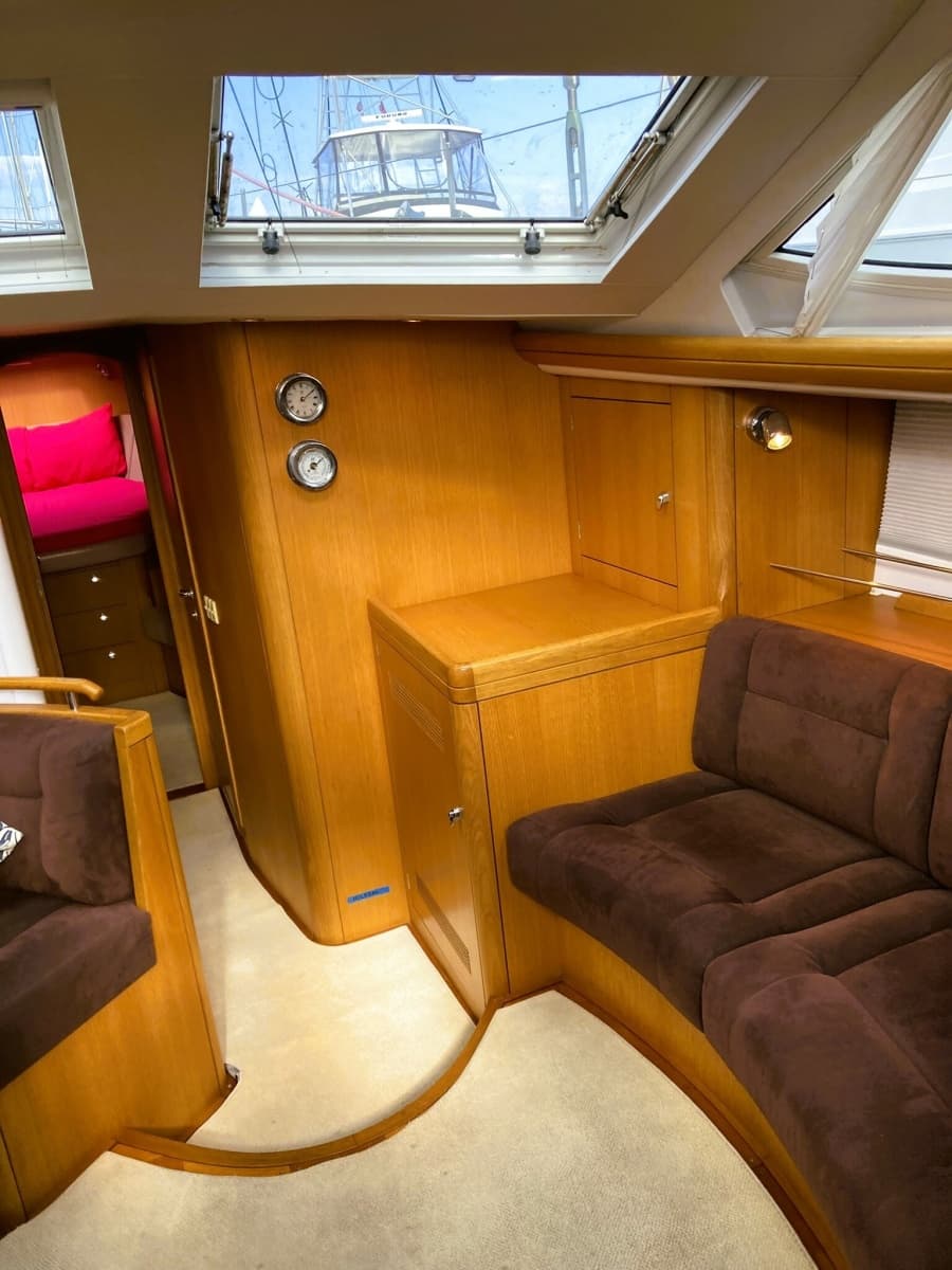 2008 Oyster 56 Deck Saloon - Photo 25