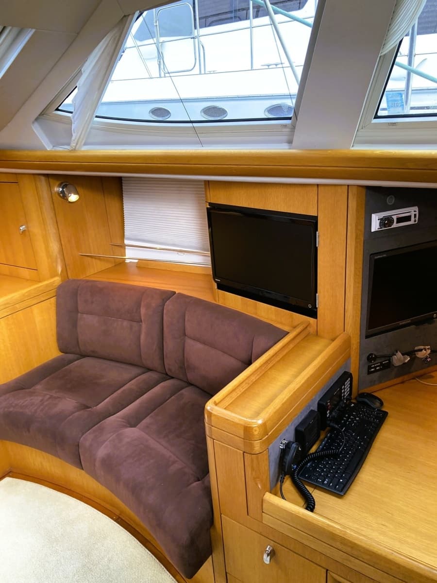 2008 Oyster 56 Deck Saloon - Photo 26