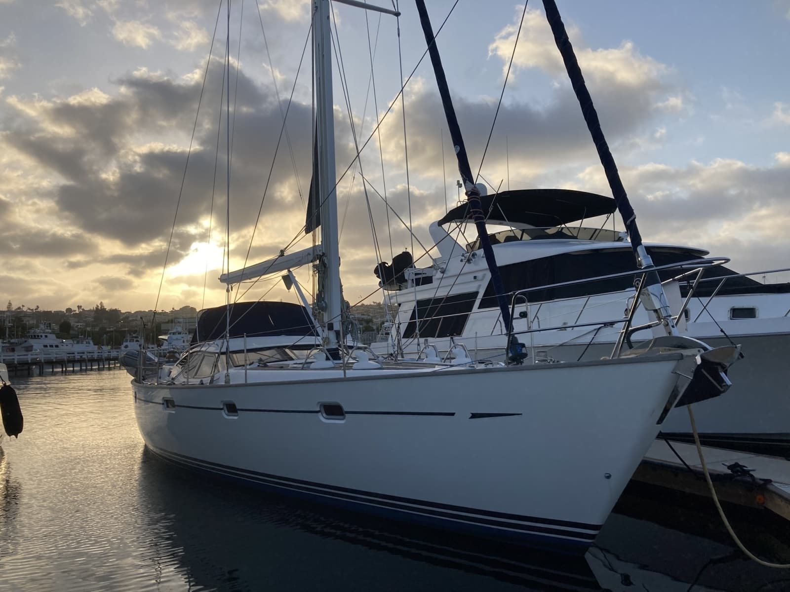 2008 Oyster 56 Deck Saloon - Photo 19