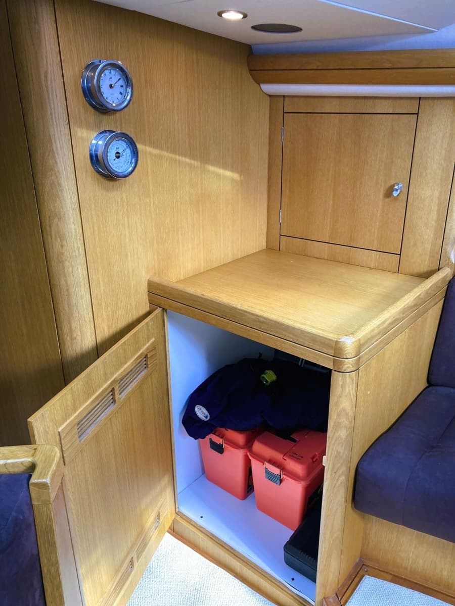 2008 Oyster 56 Deck Saloon - Photo 29