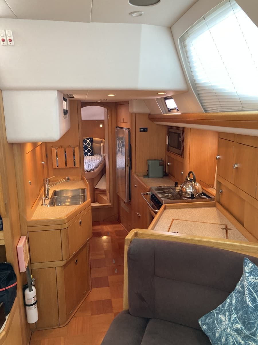 2008 Oyster 56 Deck Saloon - Photo 31