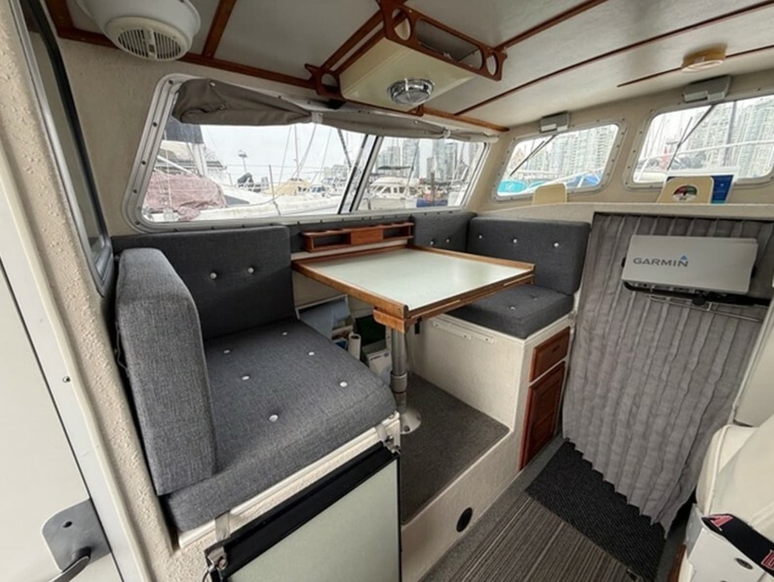 2003 Sea Sport Explorer 2400