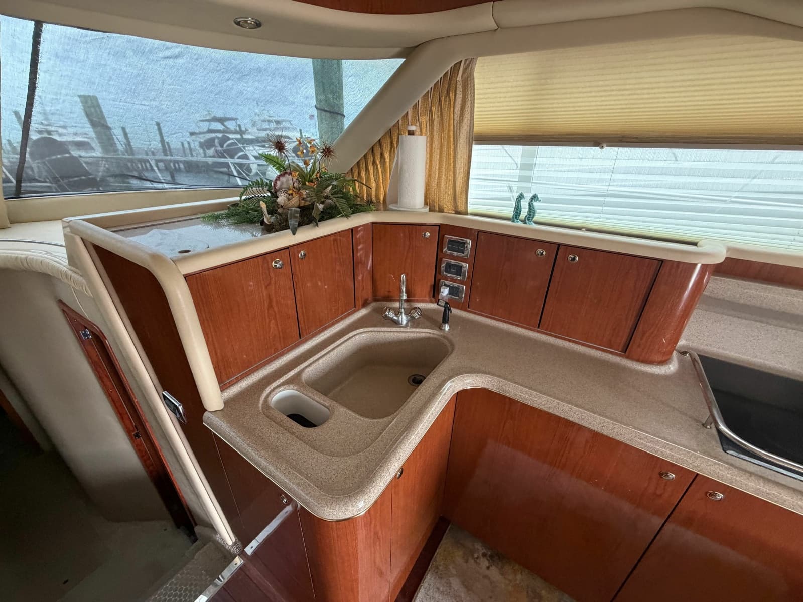 2002 Sea Ray 480 Sedan Bridge