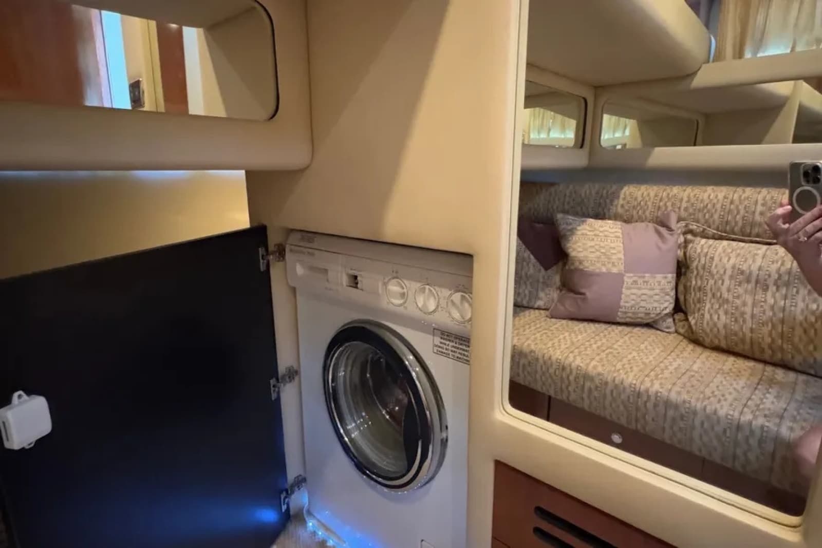 2002 Sea Ray 480 Sedan Bridge