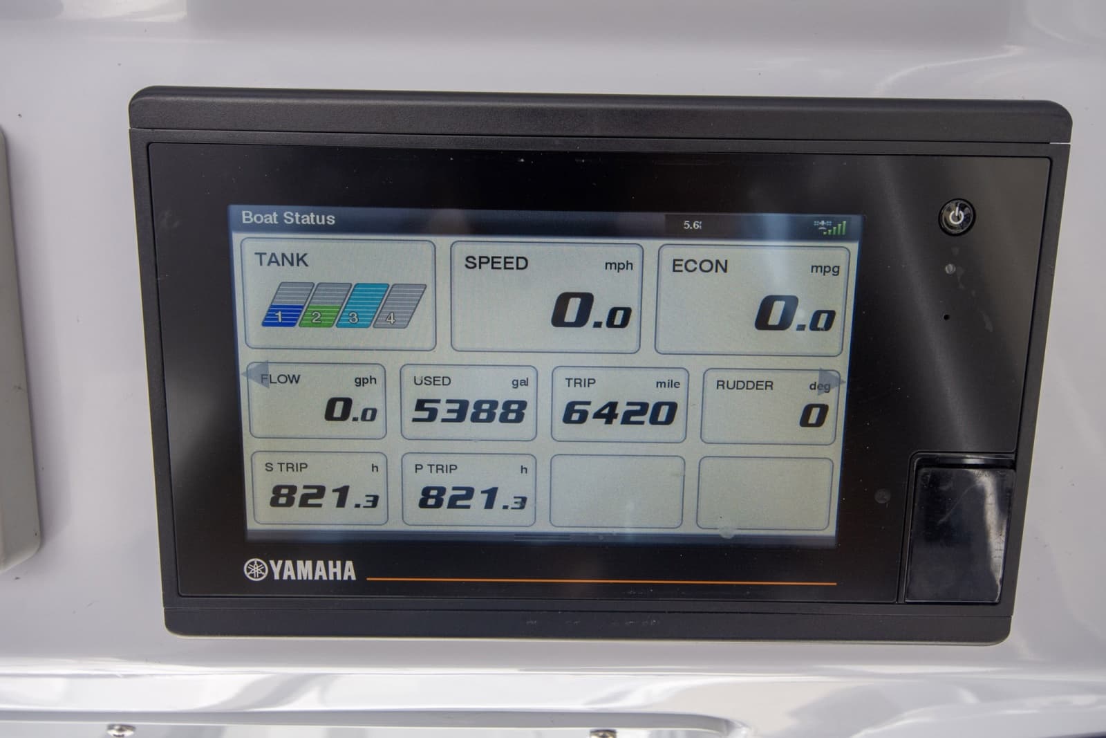 2019 Everglades 340 Dual Console