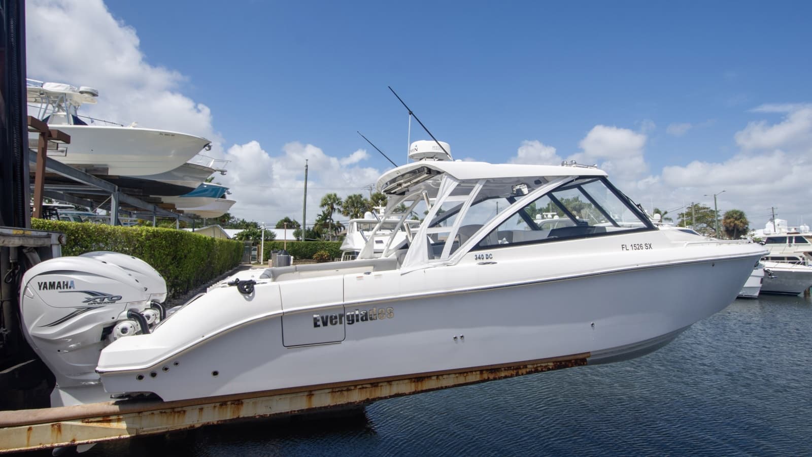 2019 Everglades 340 Dual Console