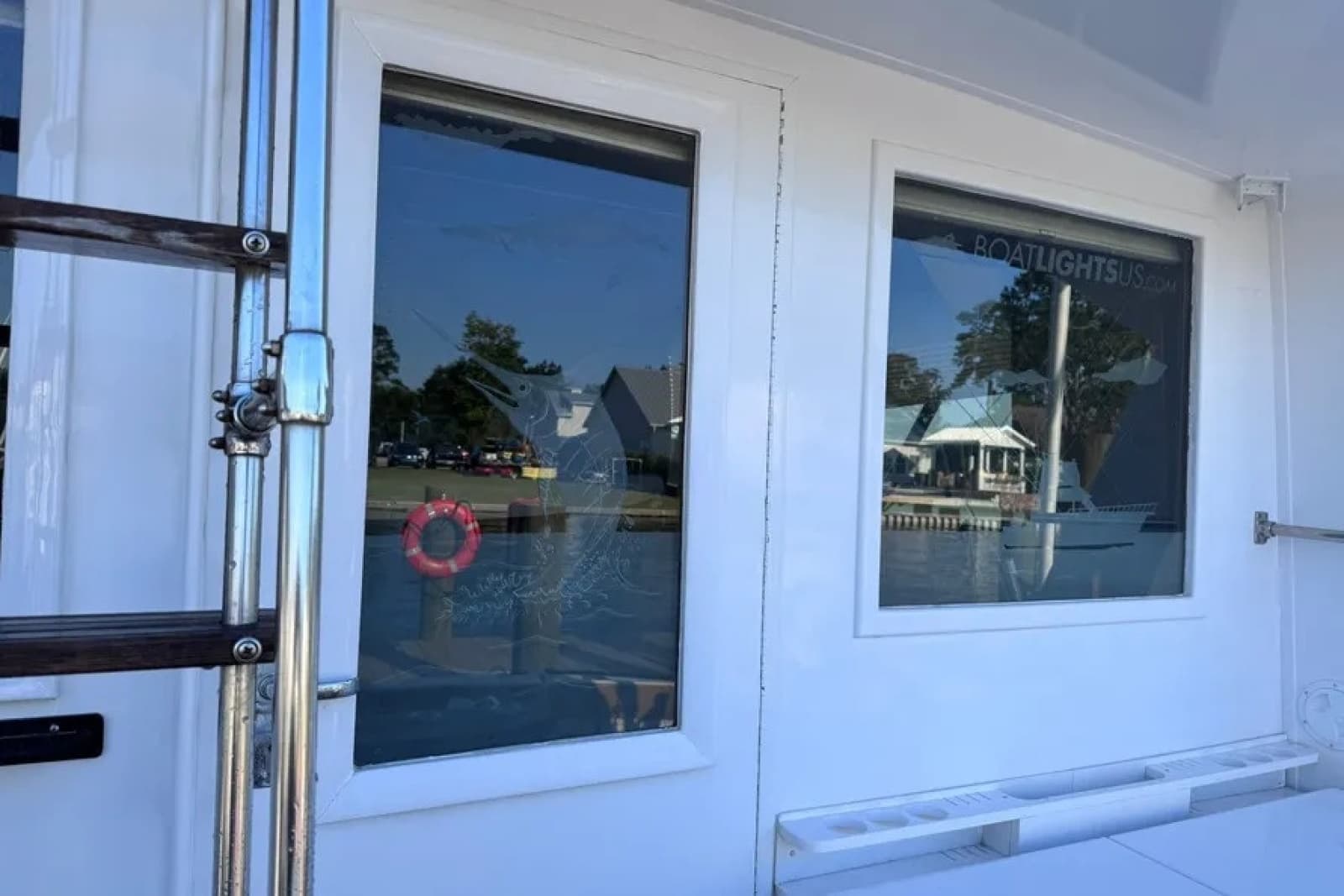 1981 Hatteras 43 Convertible