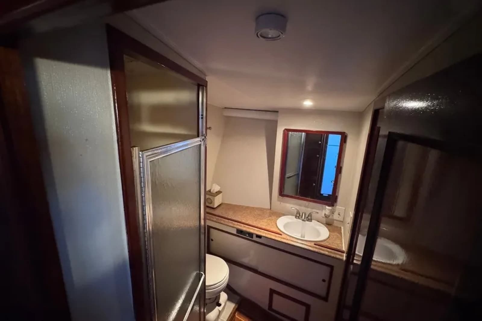 1981 Hatteras 43 Convertible