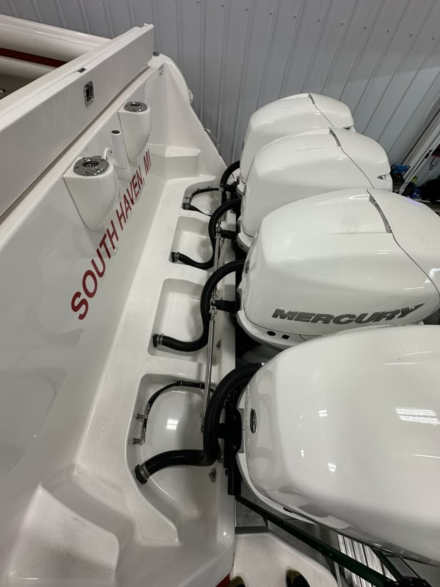 2020 Intrepid 475 Sport Yacht