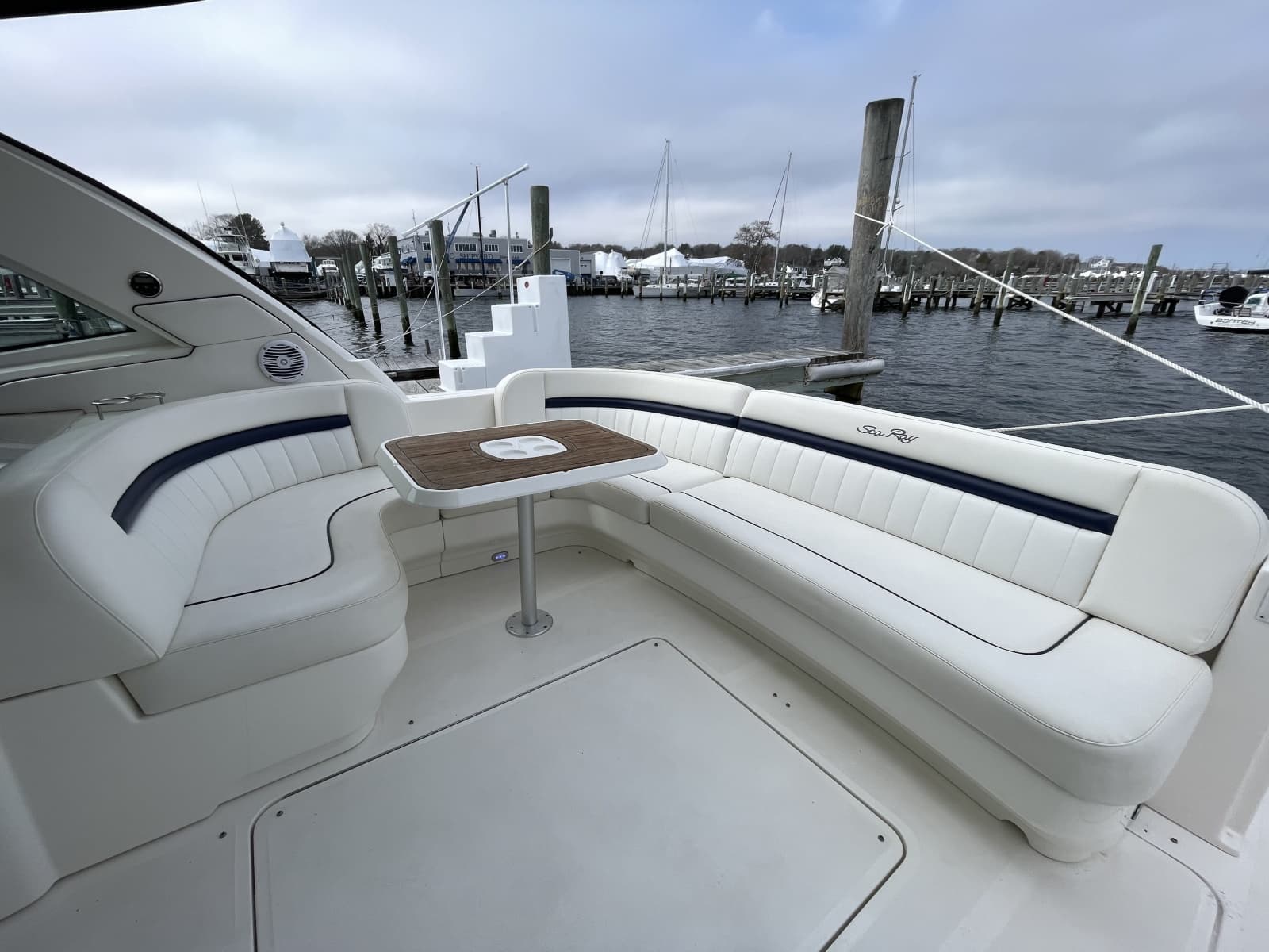 2009 Sea Ray 480 Sundancer