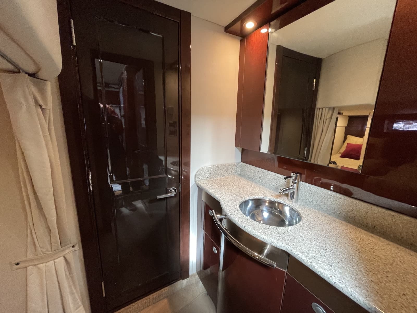 2009 Sea Ray 480 Sundancer