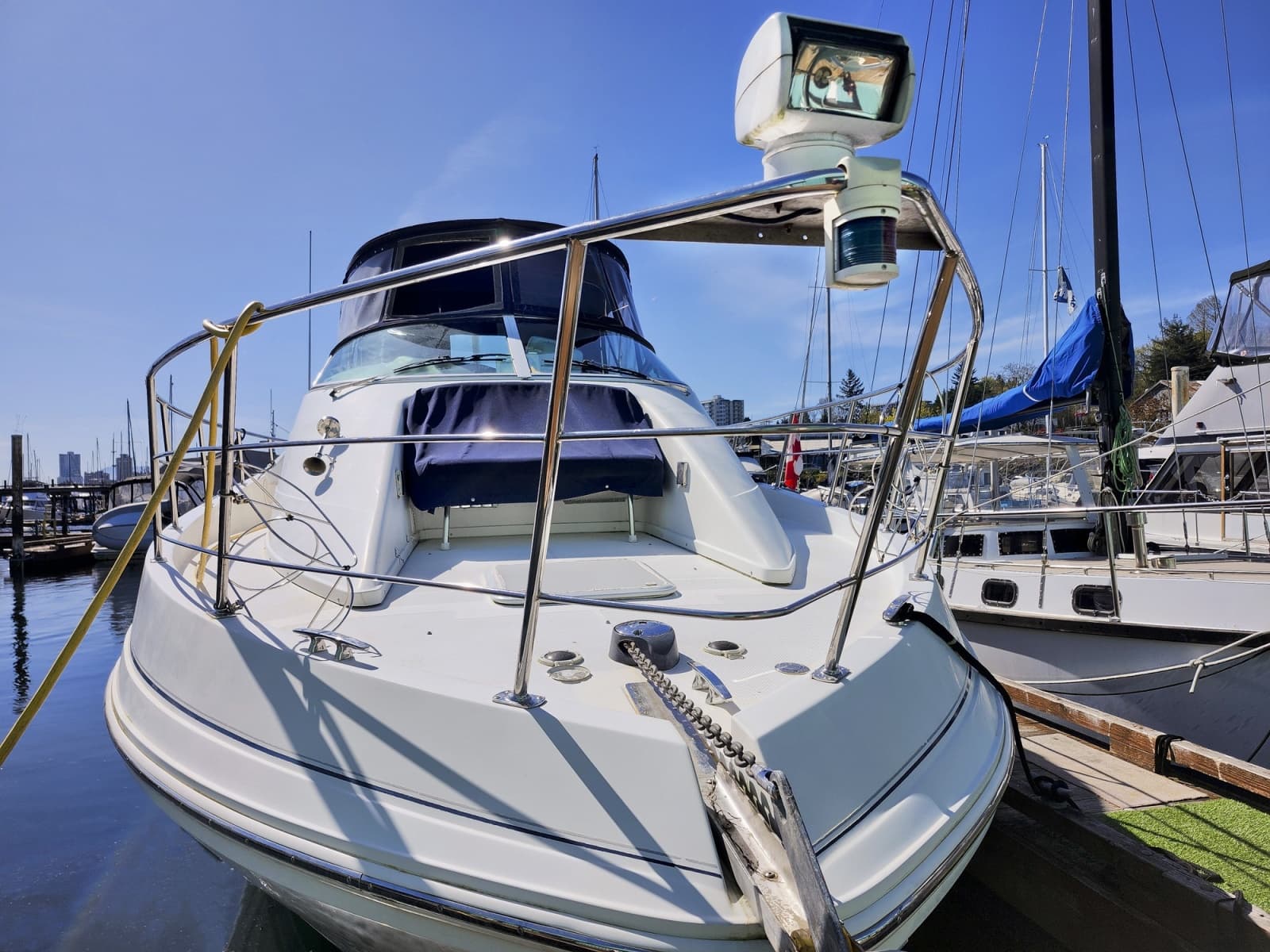 2007 Carver 36 Mariner