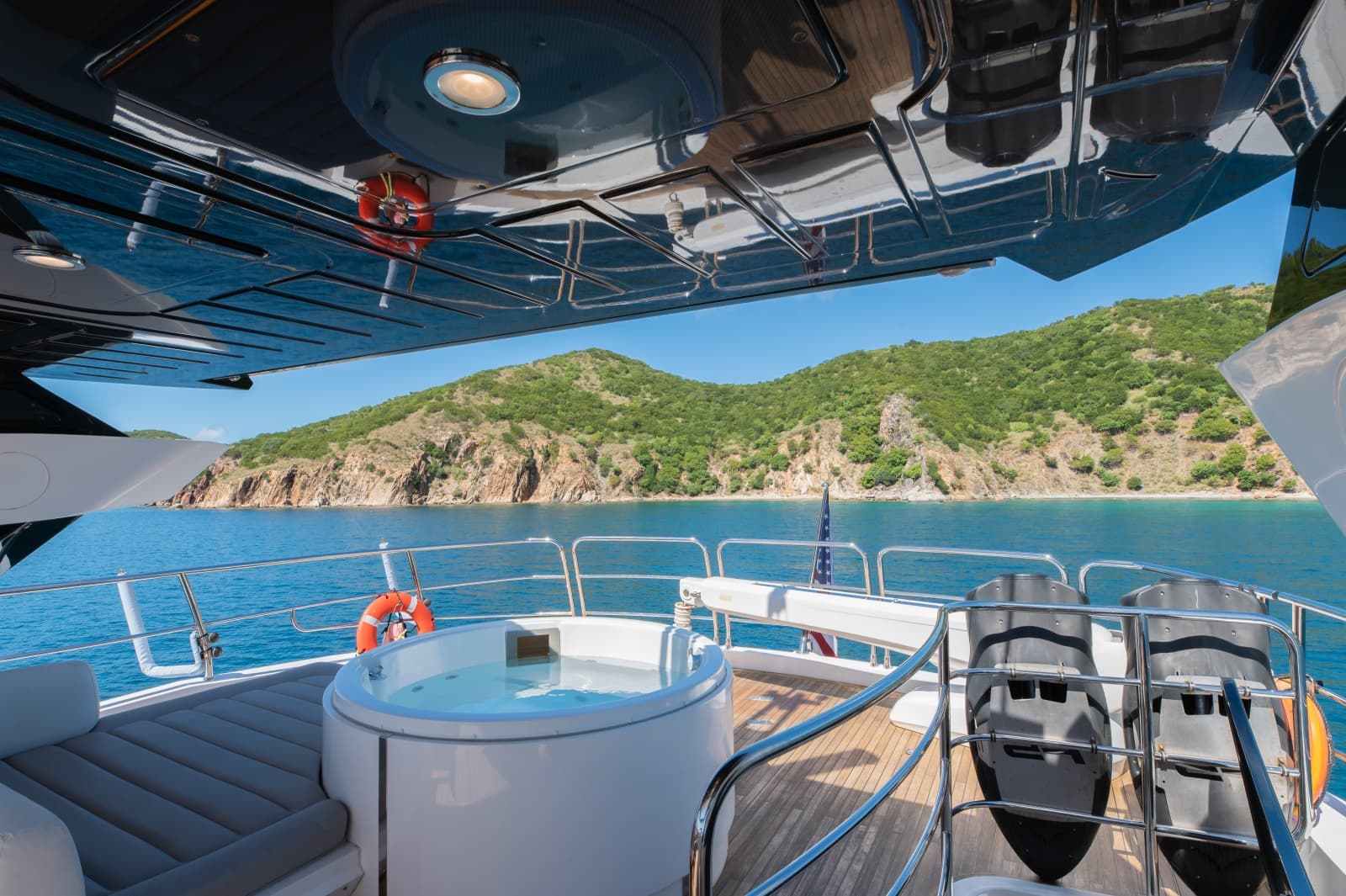 2017 Sunseeker 86 Yacht