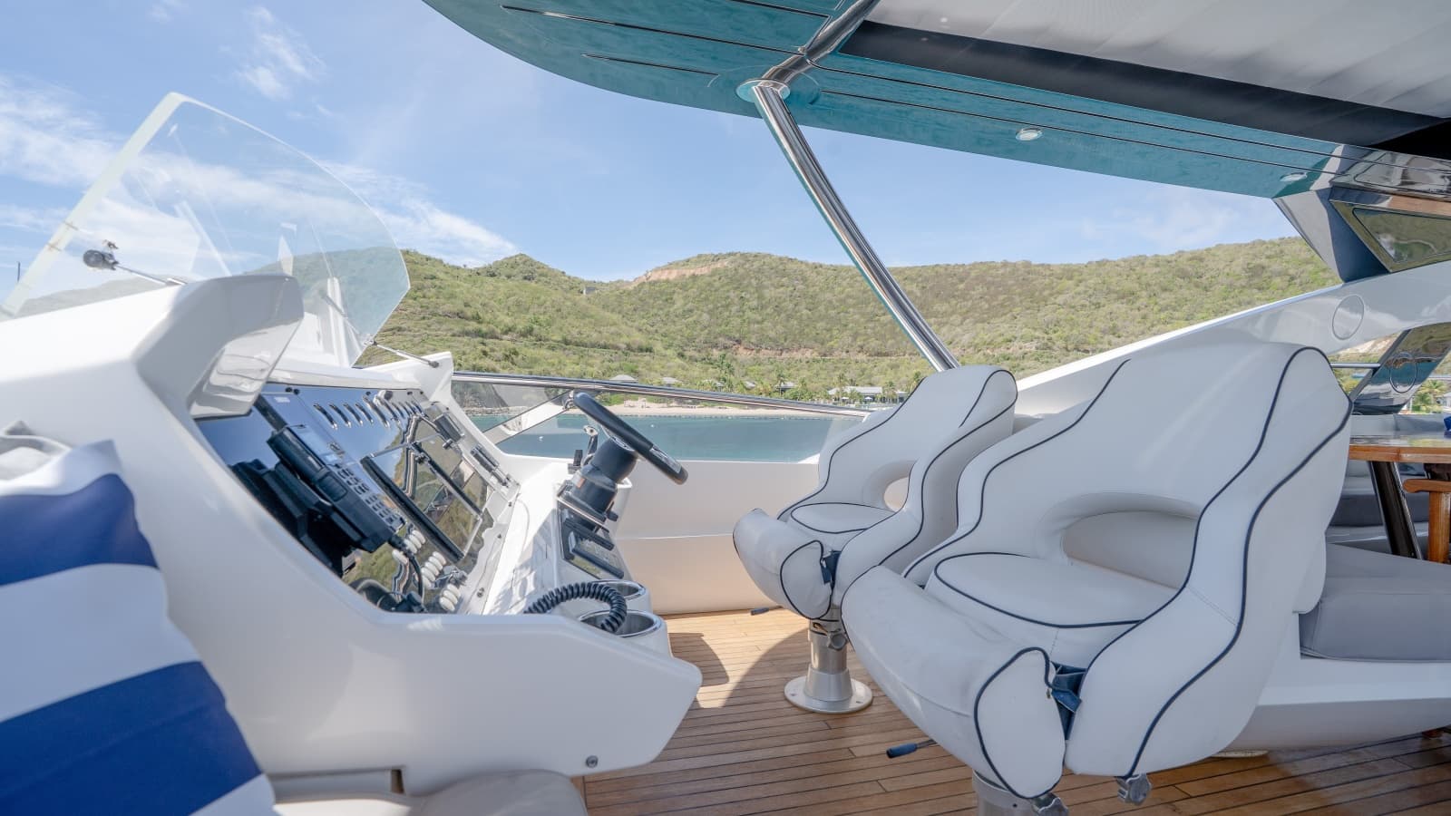 2017 Sunseeker 86 Yacht - Photo 107