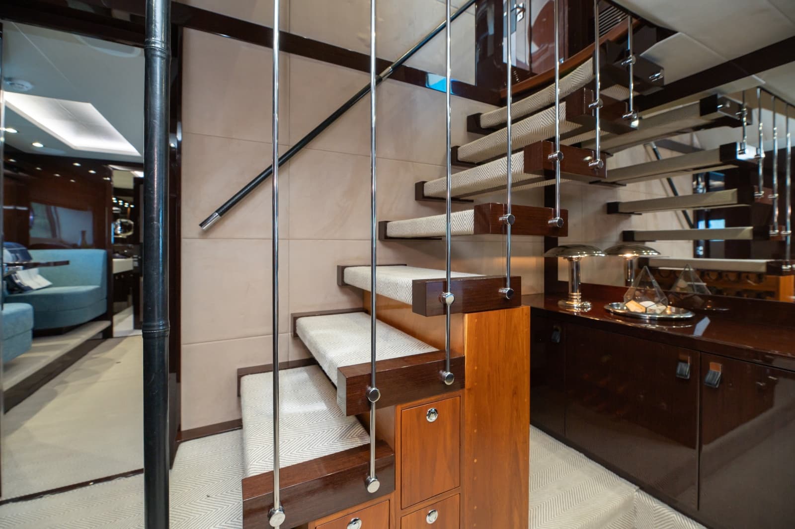 2017 Sunseeker 86 Yacht