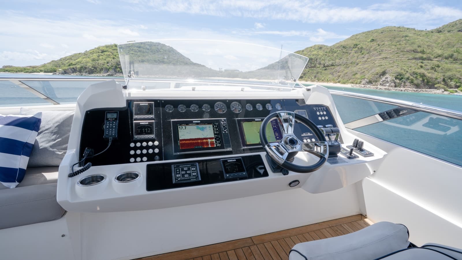 2017 Sunseeker 86 Yacht - Photo 109