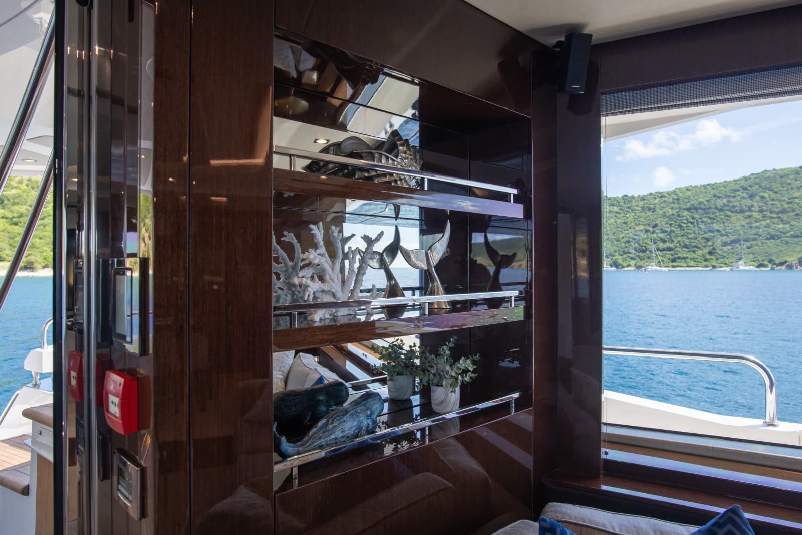 2017 Sunseeker 86 Yacht