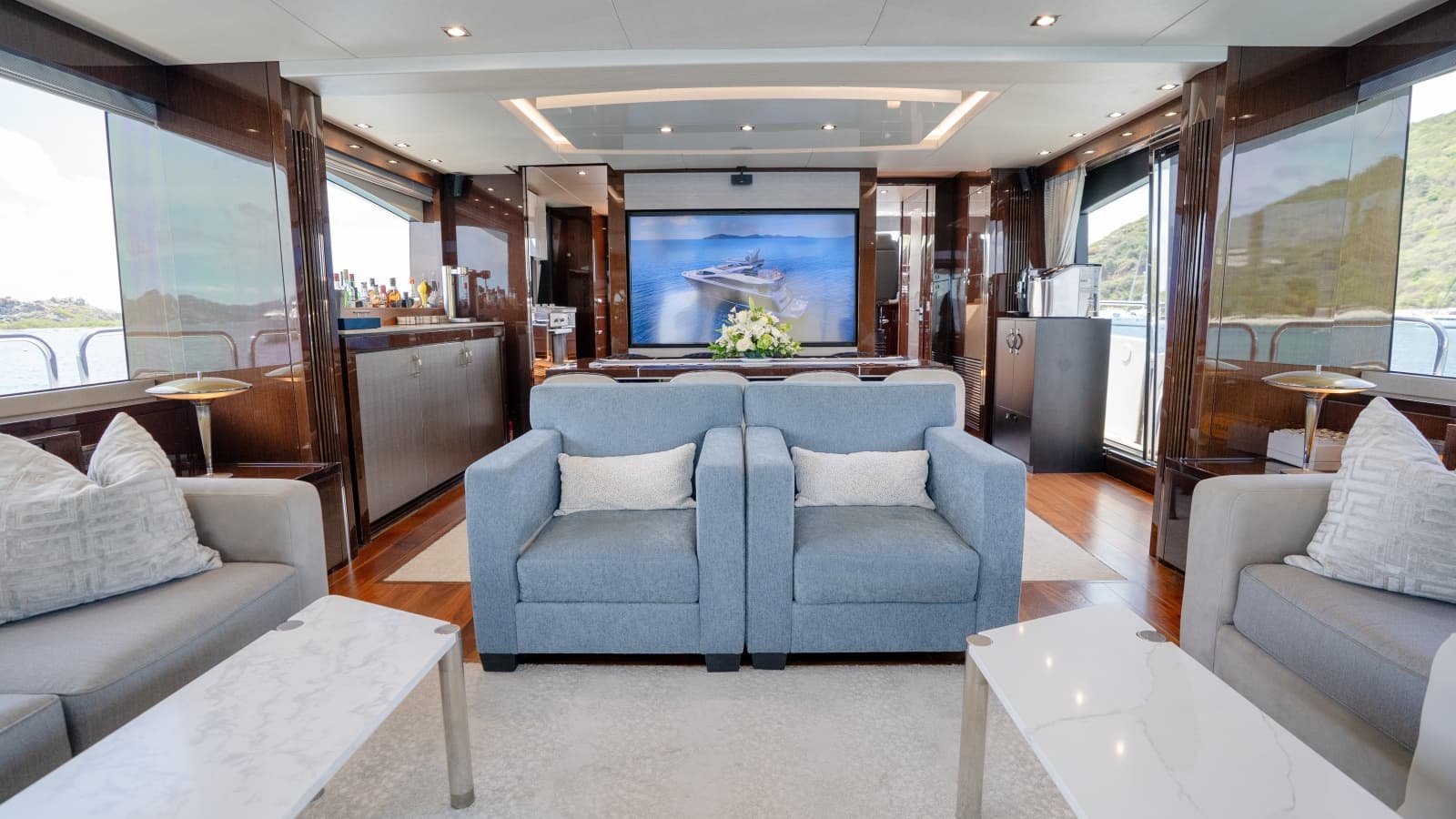 2017 Sunseeker 86 Yacht - Photo 30