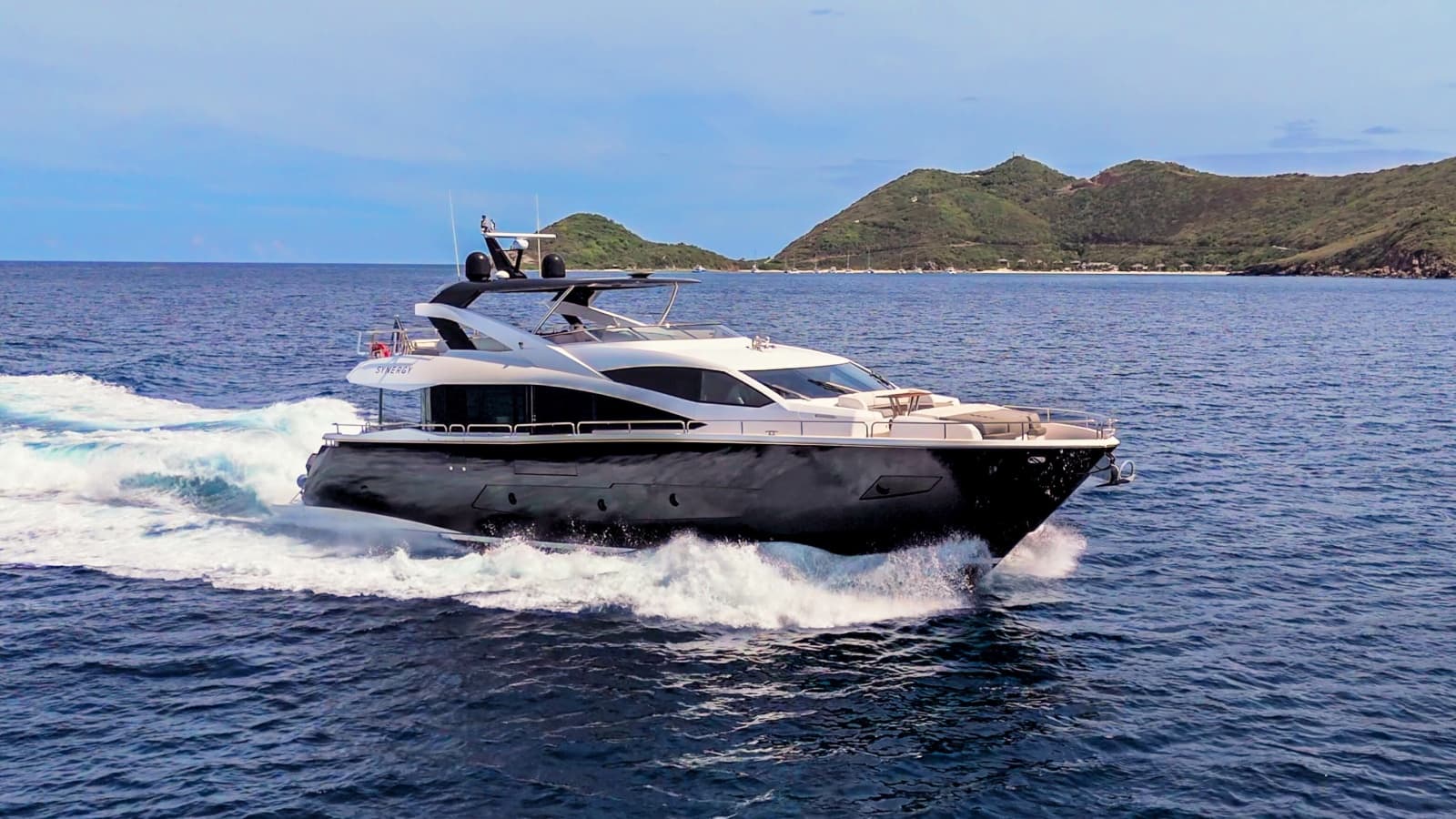 2017 Sunseeker 86 Yacht - Photo 1
