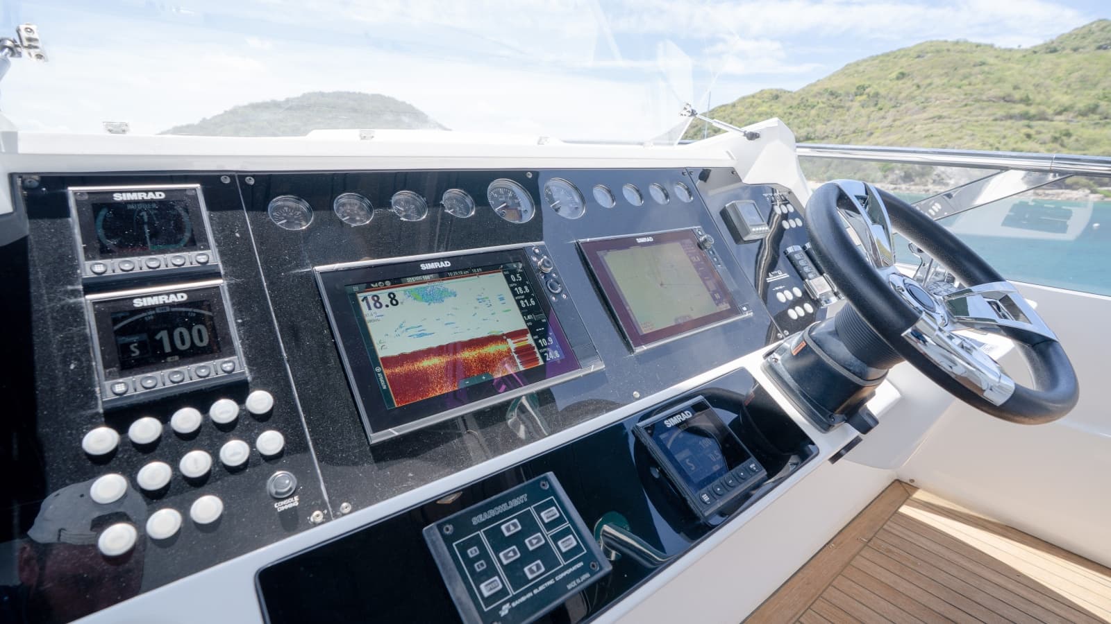 2017 Sunseeker 86 Yacht - Photo 111