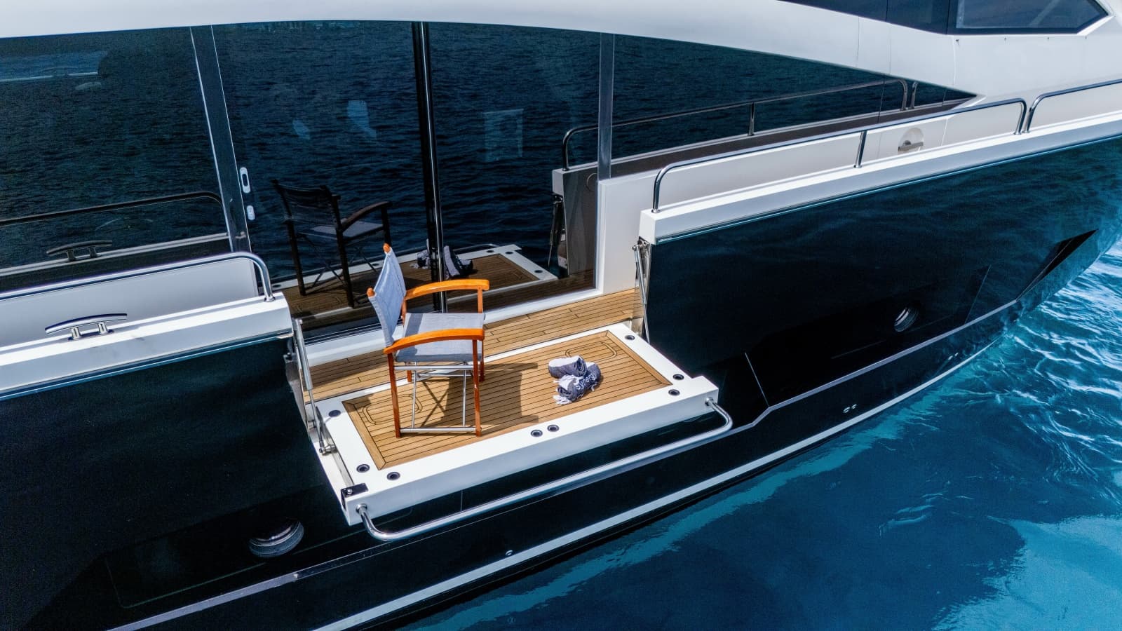 2017 Sunseeker 86 Yacht - Photo 14