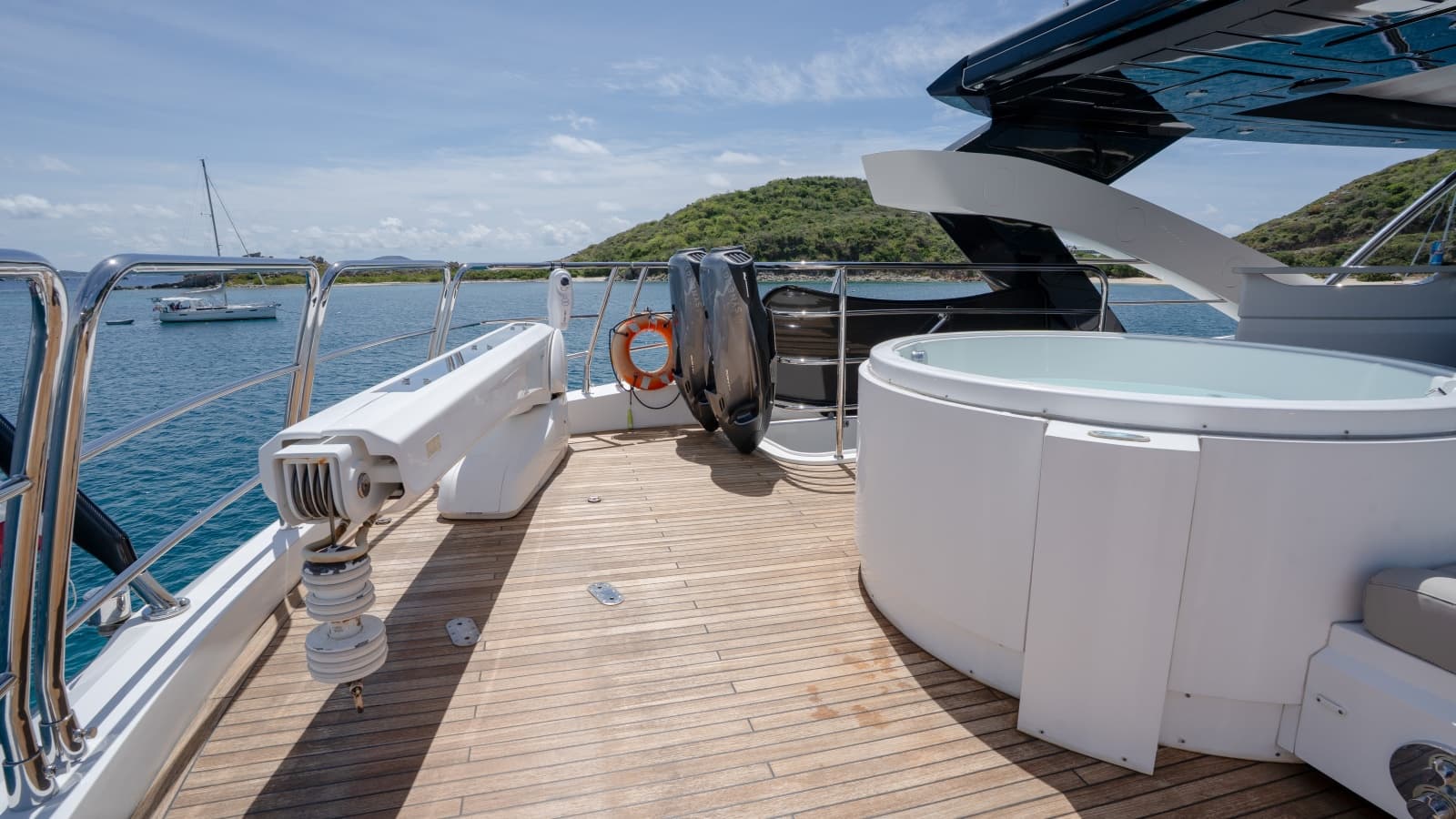 2017 Sunseeker 86 Yacht - Photo 97