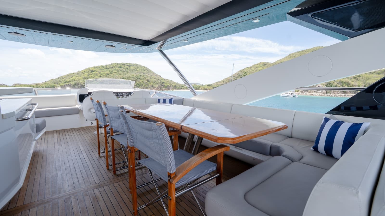 2017 Sunseeker 86 Yacht - Photo 98